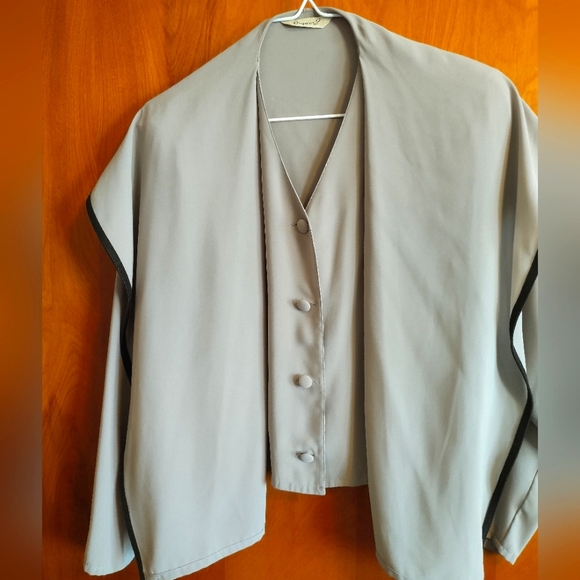 Japanese wrap blouse. Mushroom blouse with chocolate brown trim - Picture 2 of 8